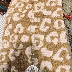 Gold Pendant Necklace